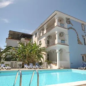 https://holiday-residence-rifugio.in-sardinia.net