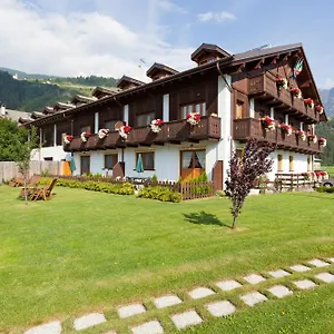 https://chalet-stelle-di-neve.it-lombardy.com