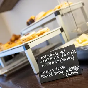 https://relais-santa-corona.hotelinveneto.com