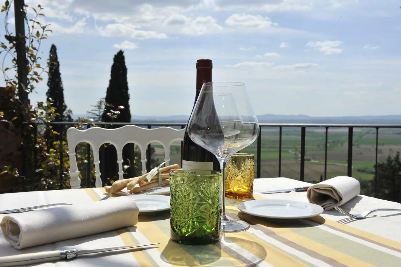 Villa Schiatti Cortona 3*,